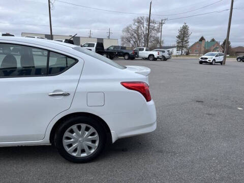 2015 Nissan Versa 1.6 S