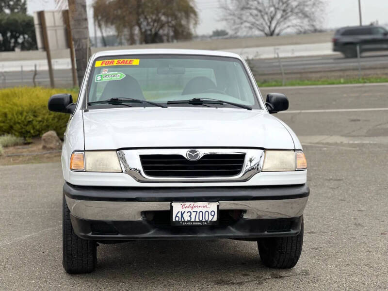 2000 Mazda B-Series B3000 SE