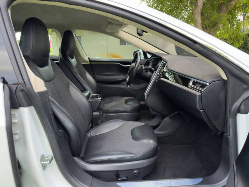 2016 Tesla Model S