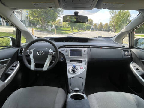 2015 Toyota Prius Three