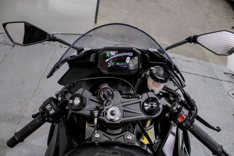 2024 Kawasaki Ninja ZX-6R