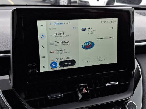 2024 Toyota Corolla Cross XLE