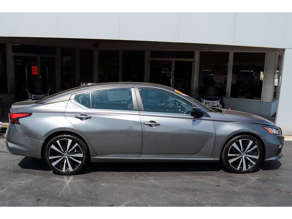 2022 Nissan Altima for sale at EARL DUFF PRE-OWNED CENTER in Harriman, TN