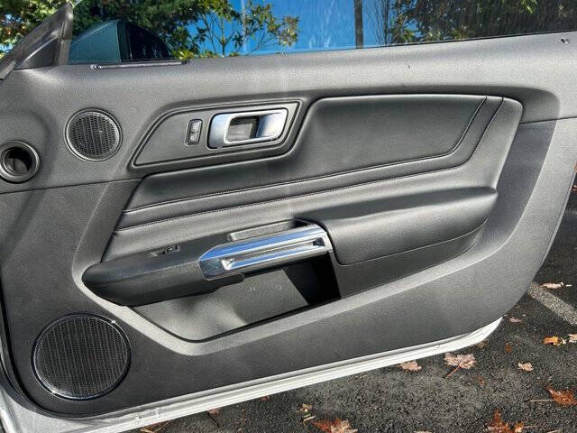 2020 Ford Mustang EcoBoost