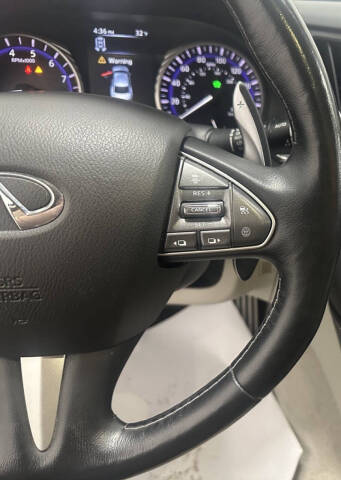 2014 Infiniti Q50 Hybrid Sport