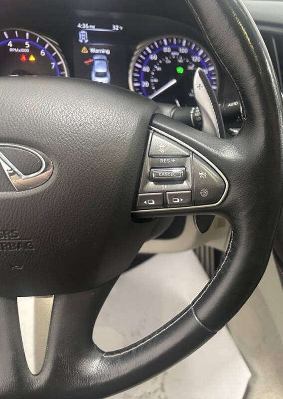 2014 Infiniti Q50 Hybrid Sport