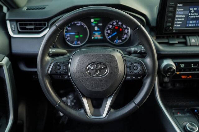 2022 Toyota RAV4 Hybrid SE