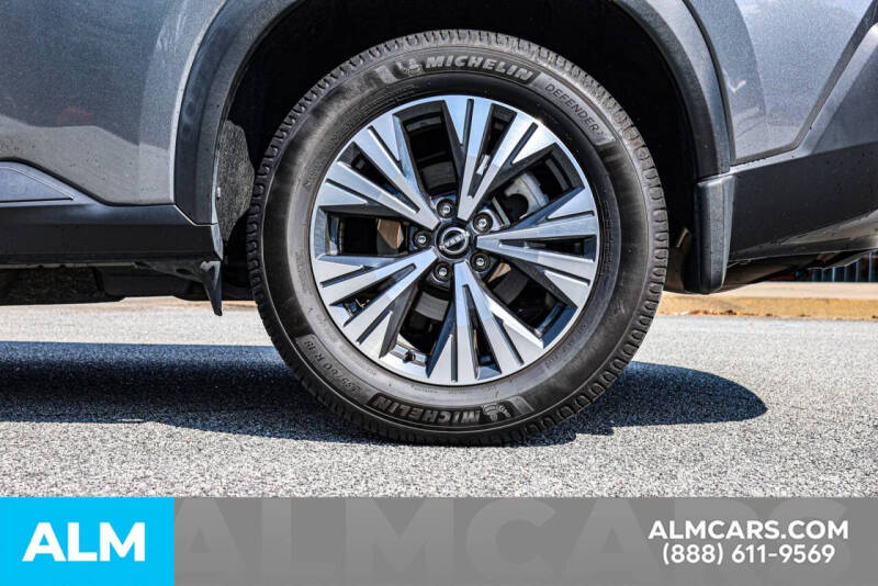 2022 Nissan Rogue SV