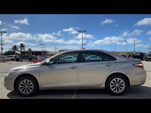 2017 Toyota Camry LE