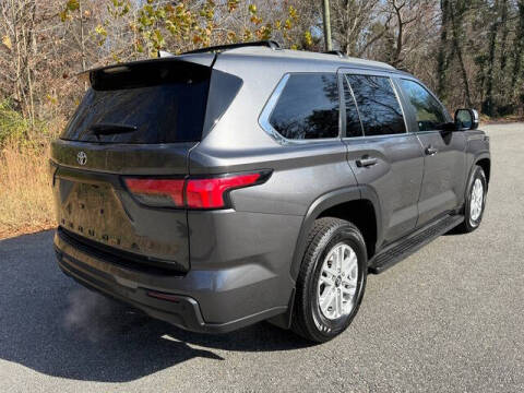 2025 Toyota Sequoia SR5