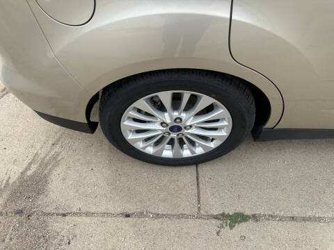 2017 Ford C-MAX Hybrid SE