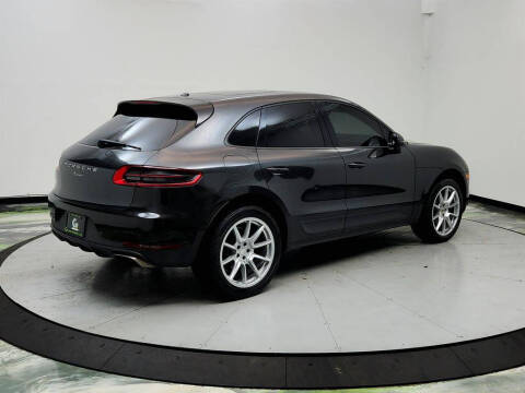 2017 Porsche Macan