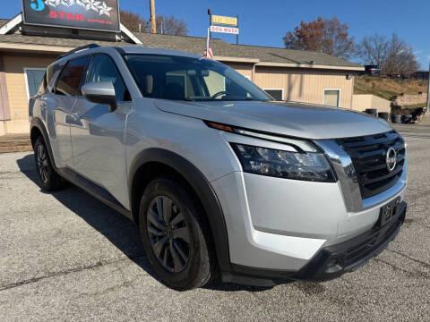 2023 Nissan Pathfinder SV