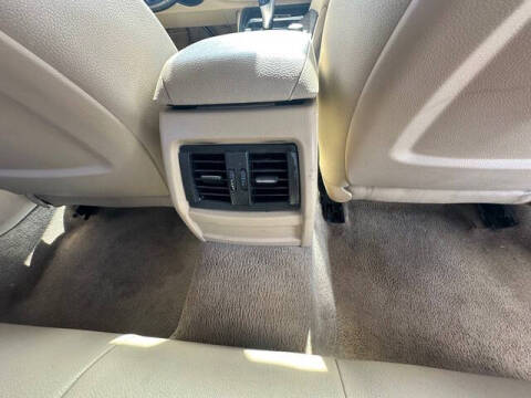 2015 BMW 3 Series 320i