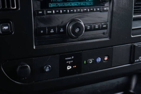 2023 Chevrolet Express 2500