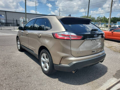 2020 Ford Edge SE
