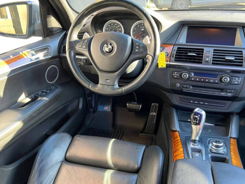 2010 BMW X5 M