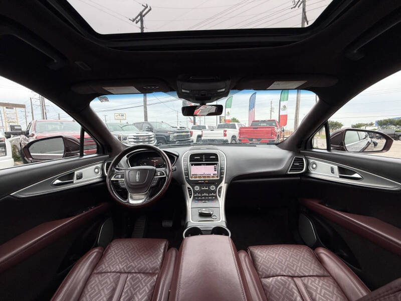 2019 Lincoln Nautilus Black Label