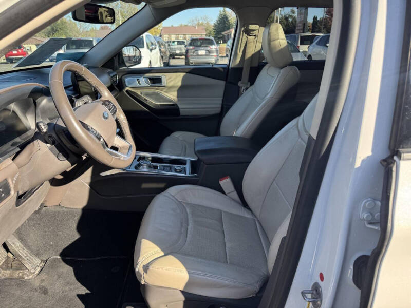 2020 Ford Explorer Platinum