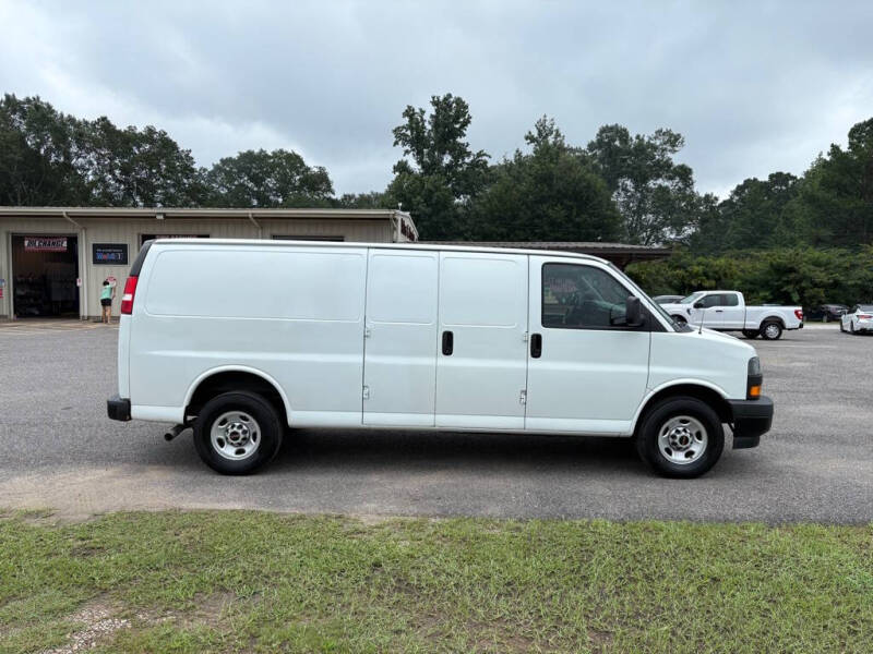 2023 GMC Savana 2500