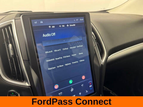 2023 Ford Edge Titanium