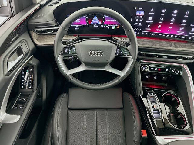 2025 Audi Q5 quattro Premium Plus TFSI