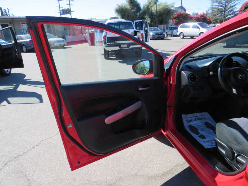 2014 Mazda MAZDA2 Sport