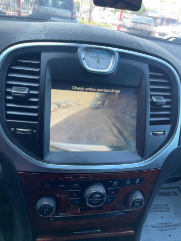 2013 Chrysler 300
