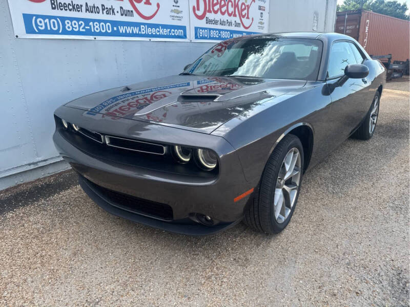 2022 Dodge Challenger SXT