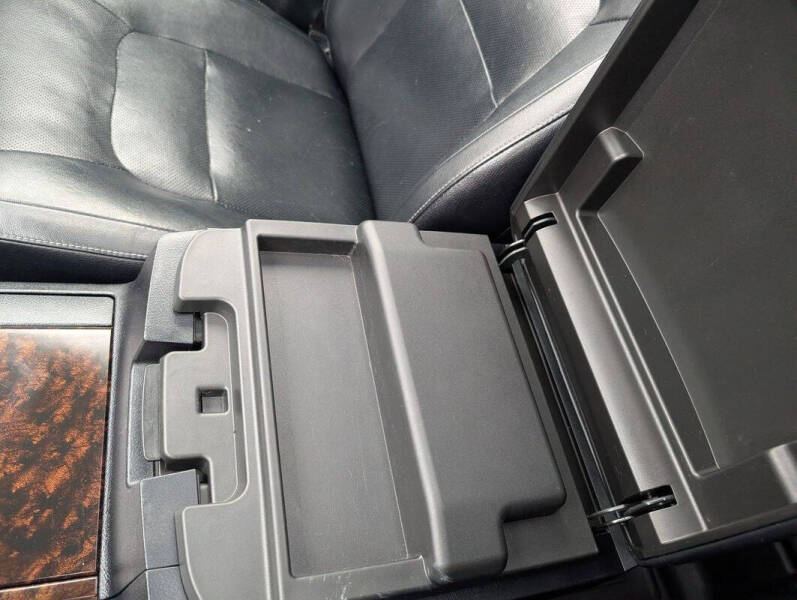 2013 Toyota Land Cruiser