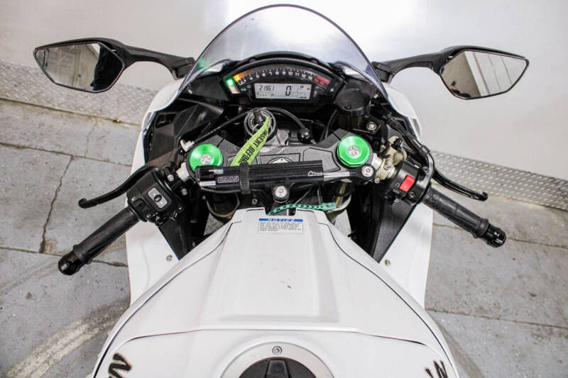 2017 Kawasaki Ninja ZX-10R