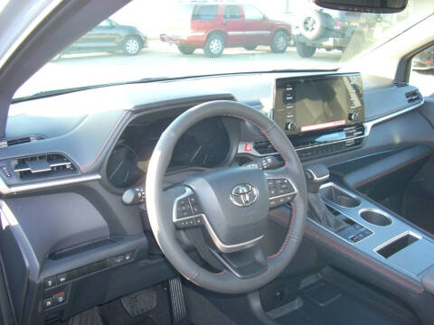 2024 Toyota Sienna XSE 7-Passenger