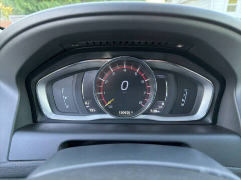 2016 Volvo XC60 T5 Drive-E Premier