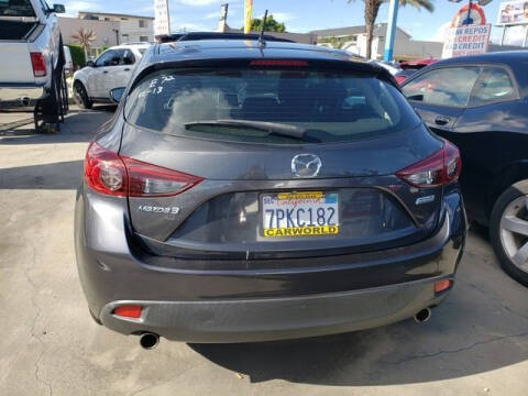 2016 Mazda MAZDA3 i Sport