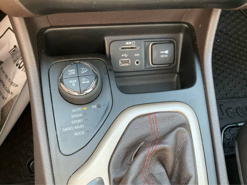2019 Jeep Cherokee Trailhawk