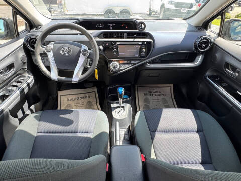 2016 Toyota Prius c Two