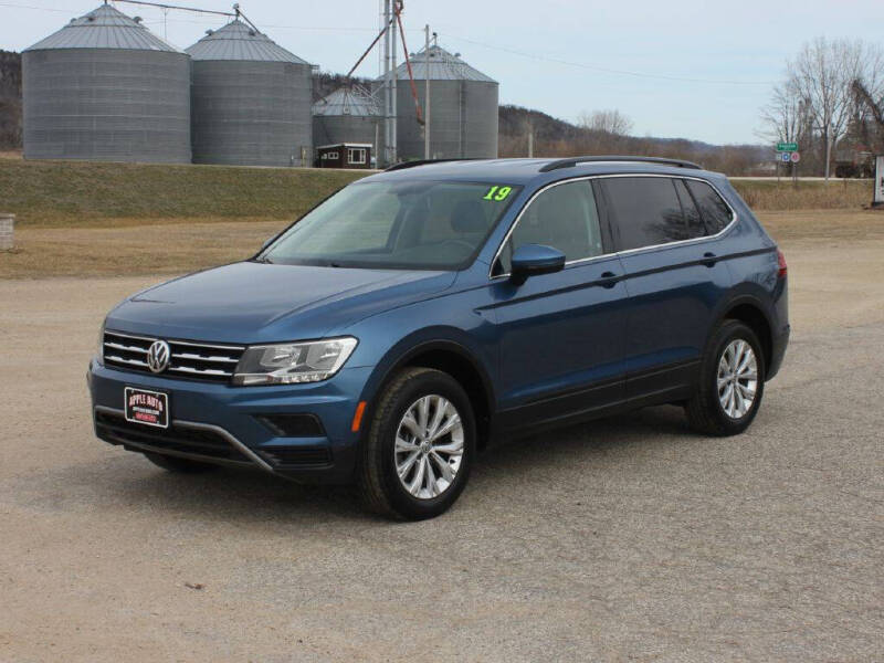 2019 Volkswagen Tiguan for sale at Apple Auto in La Crescent MN