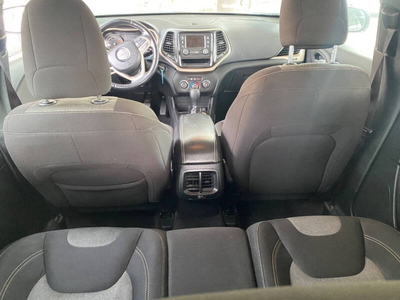 2018 Jeep Cherokee Latitude