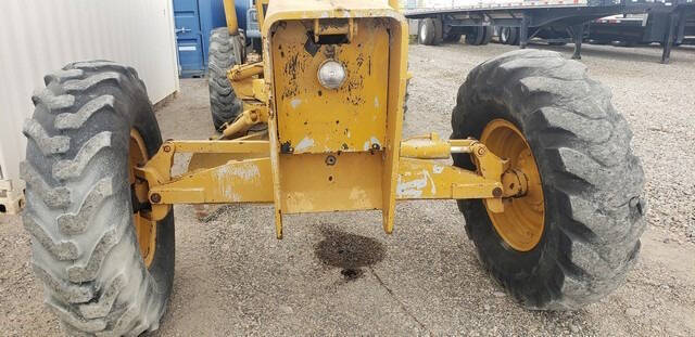 2020 John Deere 570A