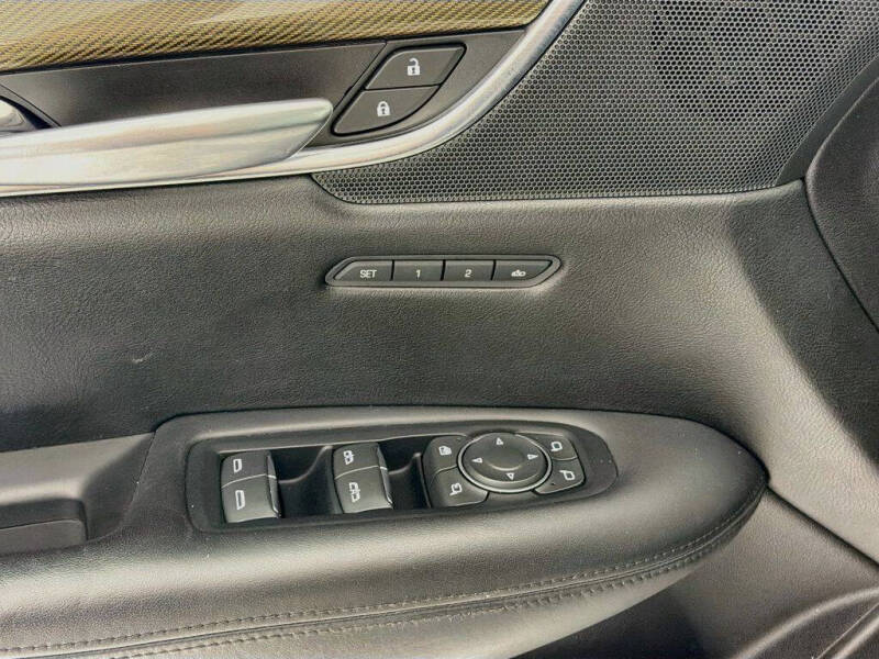 2018 Cadillac XT5 Platinum