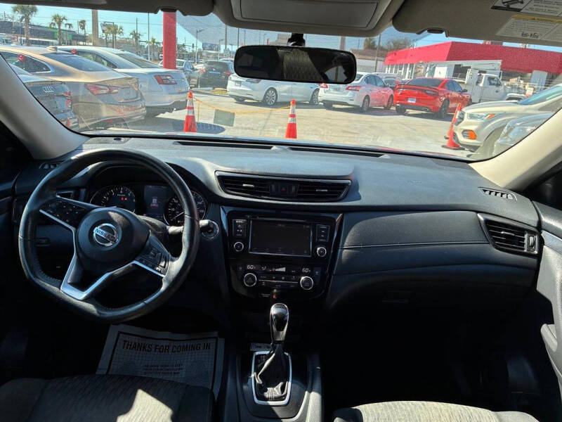 2018 Nissan Rogue SL
