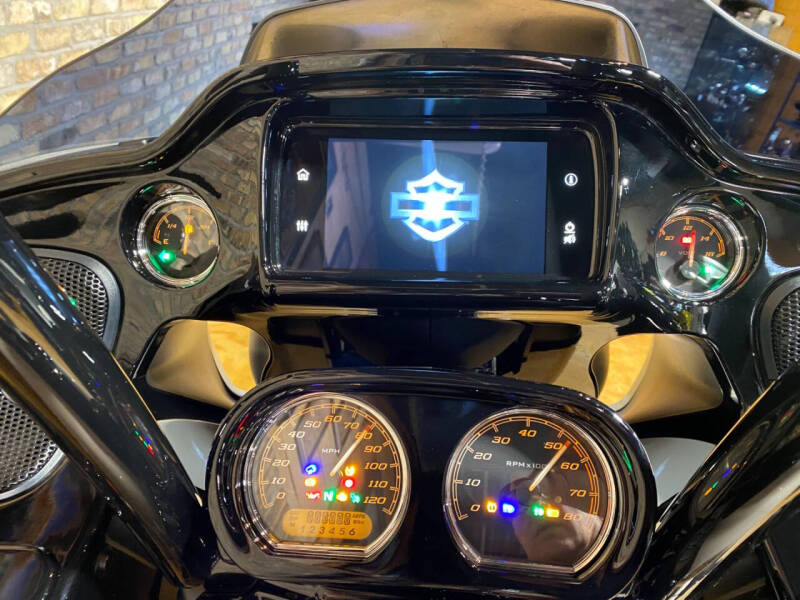 2022 Harley-Davidson Road Glide® Special