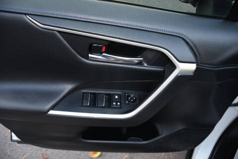 2020 Toyota RAV4 Hybrid XSE