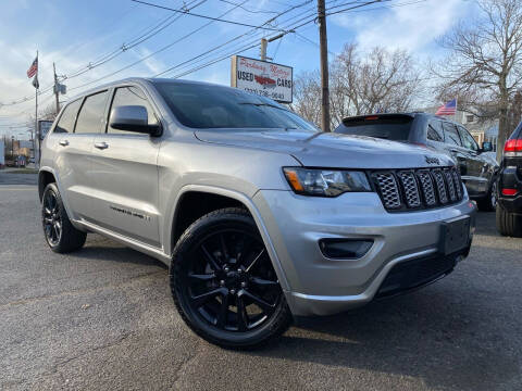 2018 Jeep Grand Cherokee for sale at PARKWAY MOTORS 399 LLC in Fords NJ
