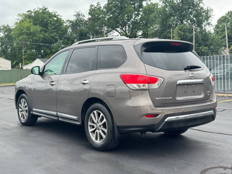 2013 Nissan Pathfinder SL