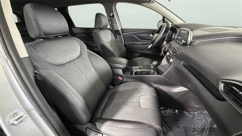 2019 Hyundai Santa Fe SE 2.4L