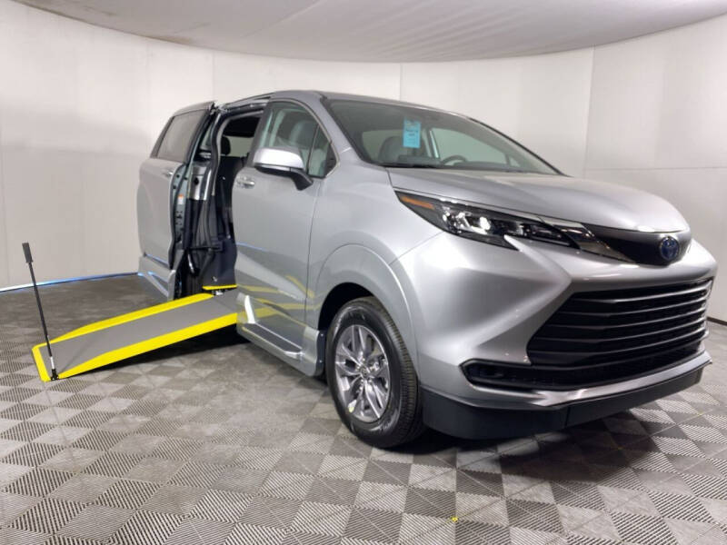 New 2024 Toyota Sienna For Sale