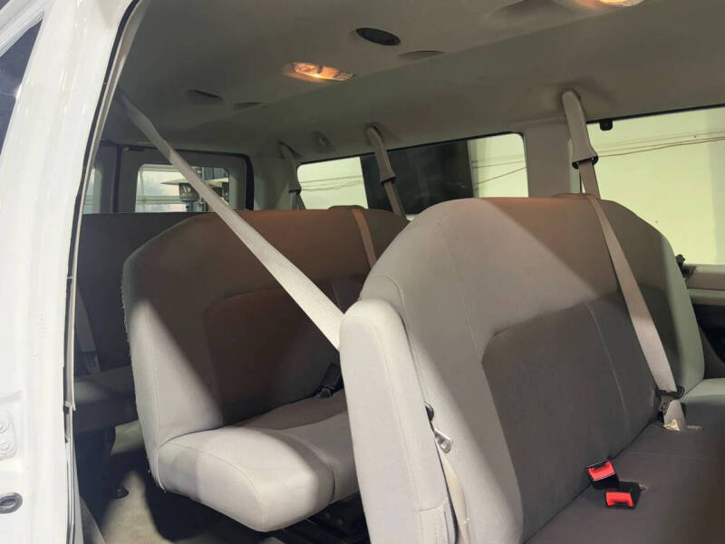 2014 Ford E-Series E-350 SD XLT