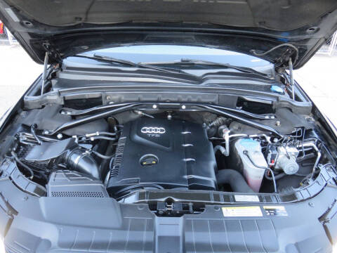 2017 Audi Q5 2.0T quattro Premium Plus