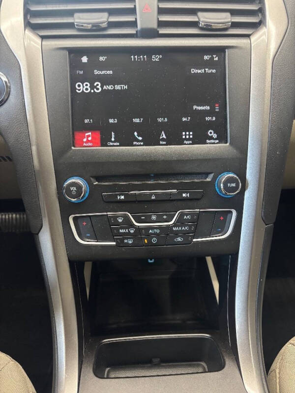 2018 Ford Fusion SE